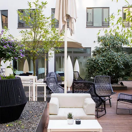 Sana Aparthotel