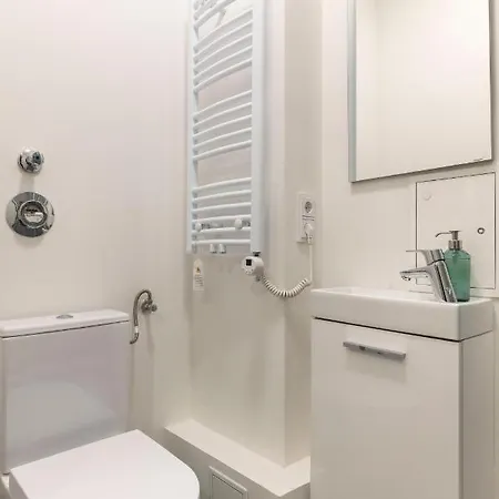 Apartment In Heart Of *