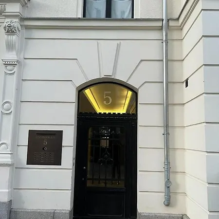 Luxpur * Berlin