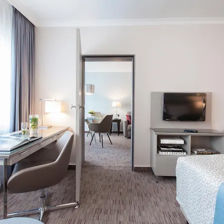 Hotel Crowne Plaza Centre Ku'damm By Ihg 4*