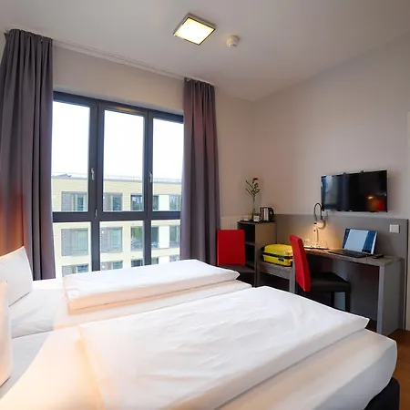 Hotel H+ 4youth