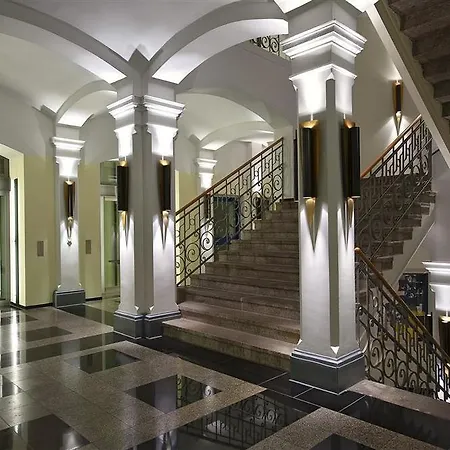 Hotel Ostbahnhof 4*
