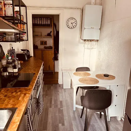 Artsy In Shared Flat - 5 Minutes From Schoenhauser Allee 베를린