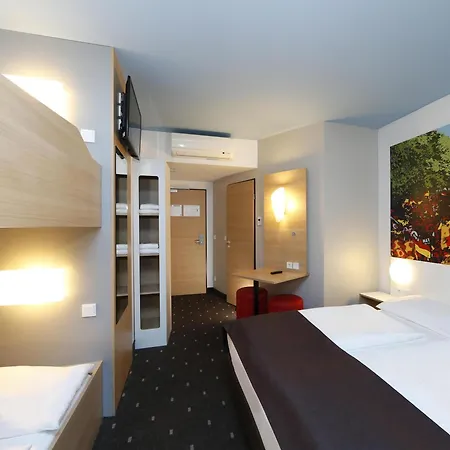 Hotel Berlin-tiergarten 3*