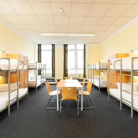 Industriepalast Hostel *