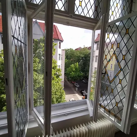 Appartement 3 Large With 2 Separate Bedbrooms Close To Centre Near Kudamm And Kadewe