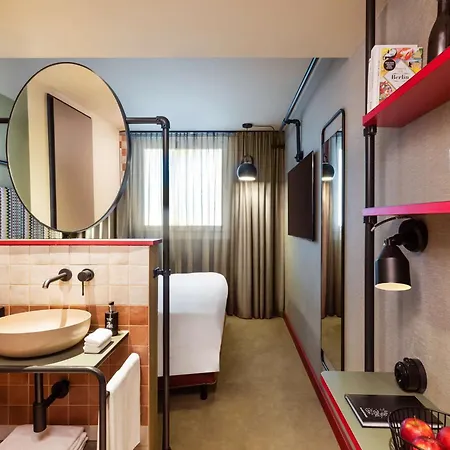Hotel Me And East Side, By Hyatt Berlim