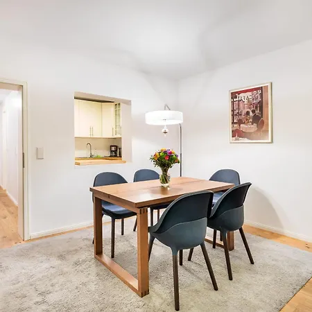 Downtown Apartments Torstr, 4 Unique Units From 1-3 Bedrooms Apartment *