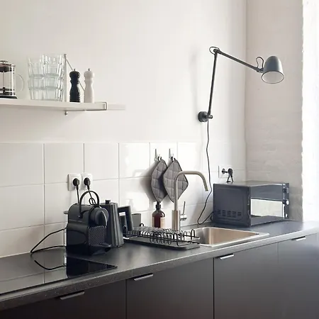 Nook Design-apartments Mit Kueche, Duschbad, Neben U-bahn Station Aber Ruhig Gelegen Lejlighed Berlin