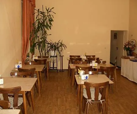 Guest house Hotel-pension Cortina 2*