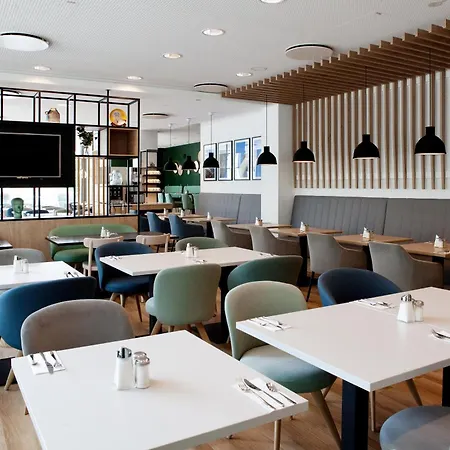 Hotel East Side By Ihg