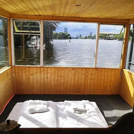 Mitten Im Wasser - Romantische Erholung In Hotel na wodzie