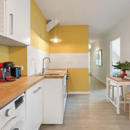 Apartment 33 Abcd Alexanderplatz *