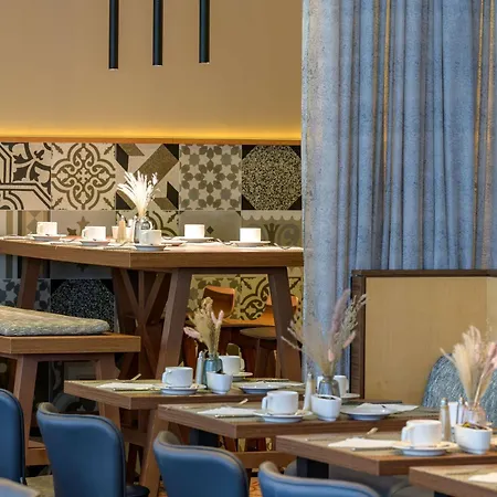 Hotel Mercure City