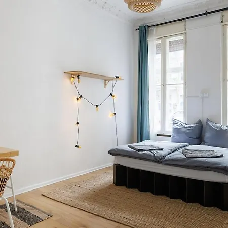 Elegant Art Deco In Kreuzberg 2 Apartment *