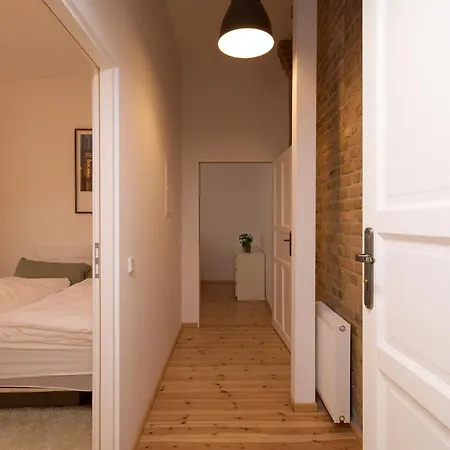 Staywell - Am Schloss Bellevue Fuer Bis Zu 12 Personen Appartamento