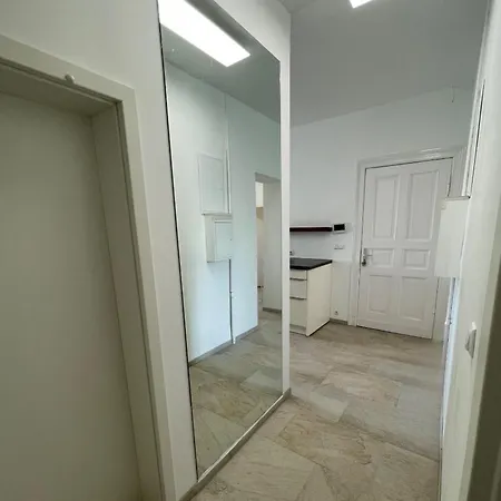 Apartment Altbauwohnung Im Herzen Berlins *
