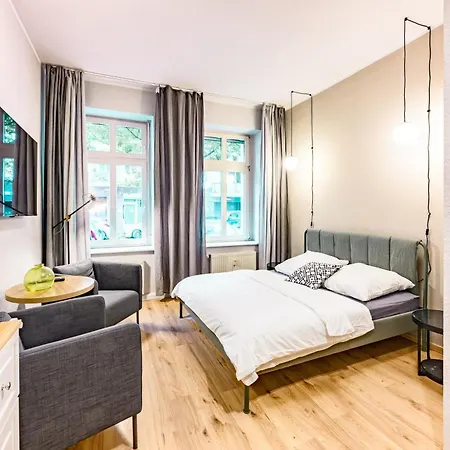 Apartment Ground-floor For 2 People Near Mauer Park *