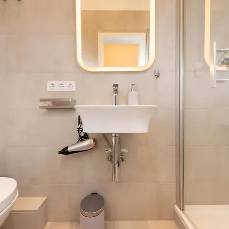 Apartament Great 2-room In Mitte
