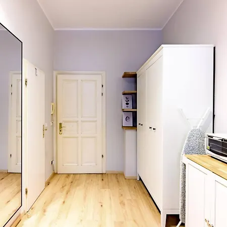 Apartment Ground-floor For 2 People Near Mauer Park