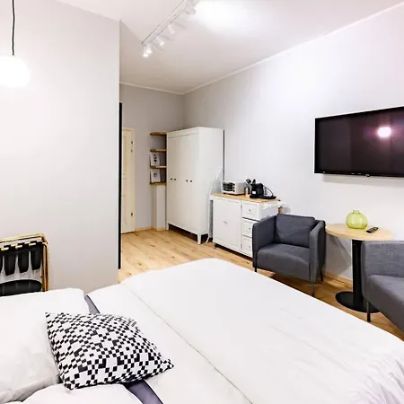Apartment Ground-floor For 2 People Near Mauer Park *