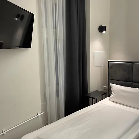 Hotel Blue Messe 3*