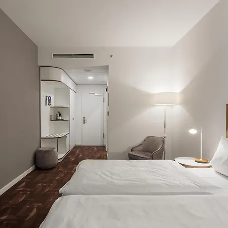Hotel Mercure Moa 4*