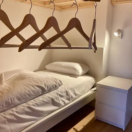 Minimal Kreuzberg Hostal *