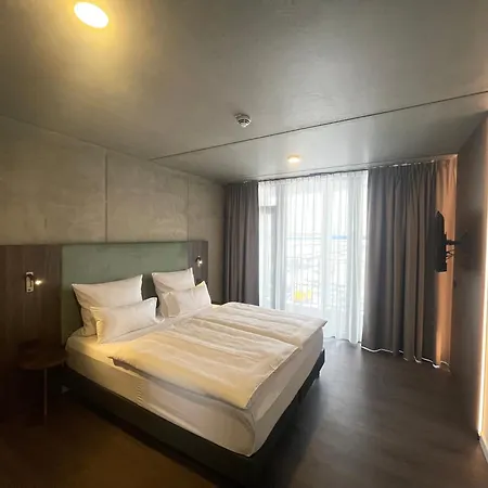Dx Hotel