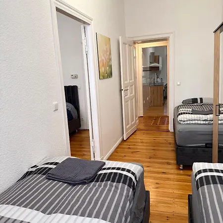 Sehr Zentrale Fuer Bis Zu 6 Gaeste - Nah Gelegen Zum Kurfuerstendamm, Potsdamer Platz Und Kreuzberg In 10 Minuten * Berlin