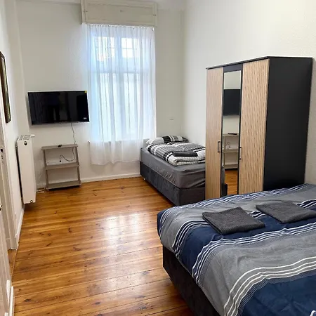 Sehr Zentrale Fuer Bis Zu 6 Gaeste - Nah Gelegen Zum Kurfuerstendamm, Potsdamer Platz Und Kreuzberg In 10 Minuten Apartment Berlin