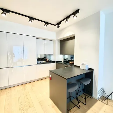 Apartament Nova Sky *