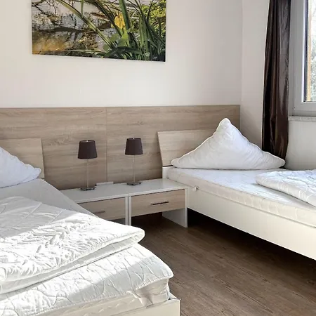 Ruebezahl Haus 15 Zeder Berlin