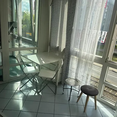 Zentrale 3 Zimmer-wohnung Prenzlauerberg Pankow דירה ברלין