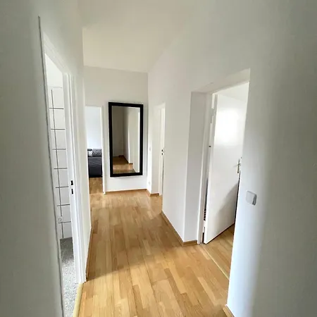 Grosses 3 Bis Zu 9 Personen Zentral Am Kudamm