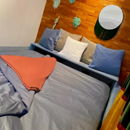 Designer Tiny House With Wraparound Sun Terrace & Garden Lounge 公寓 *