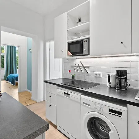 Daire 33 Efg Schoenhauser Allee Mit Balkon *