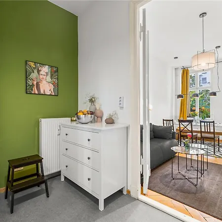 Daire 33 Efg Schoenhauser Allee Mit Balkon