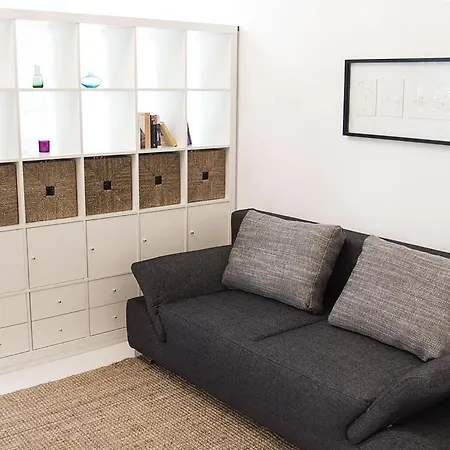 Apartment Stylisches Im Schillerkiez *