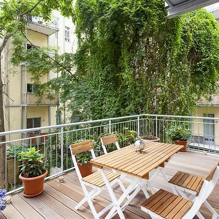Apartment Downtown Apartments Torstr, 4 Unique Units From 1-3 Bedrooms *