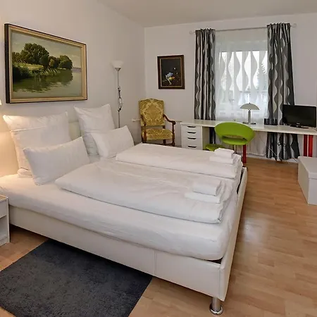 Guest house Bananas Hotel And Guesthouse Berlin *