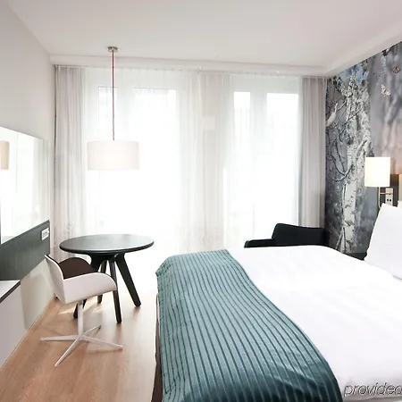 Отель Berlin-alexanderplatz, An Ihg