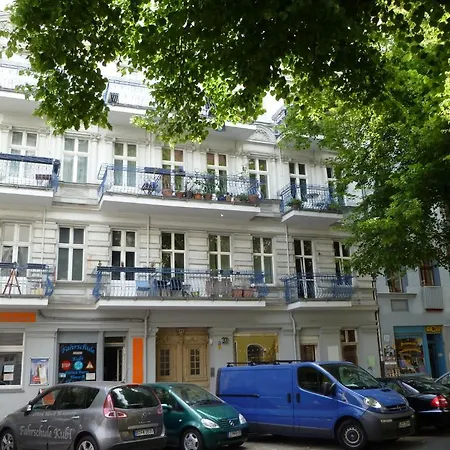 Stylisches Im Schillerkiez Apartment