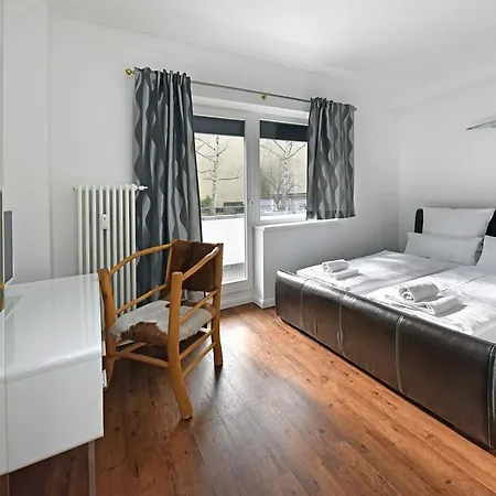 Guest house Bananas Hotel And Guesthouse Berlin *