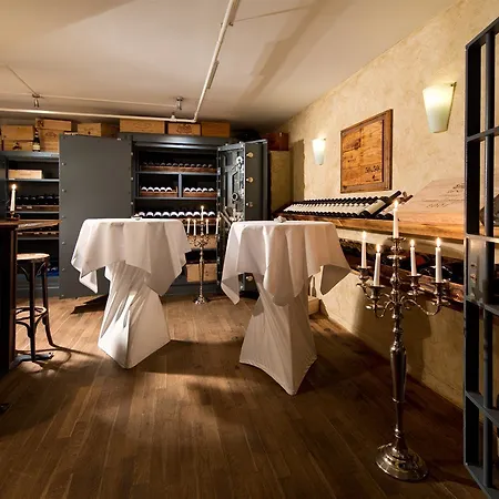 Ellington Hotel 4*
