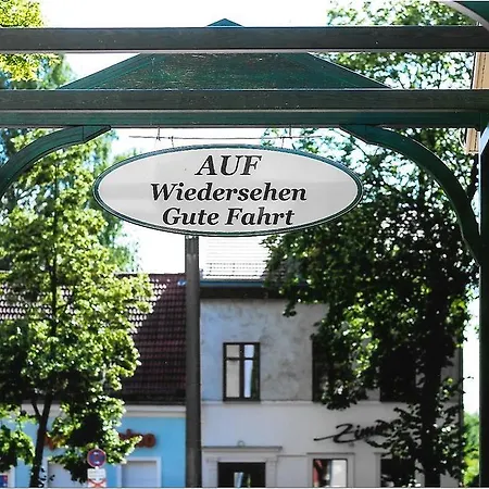 Bolsche 126 Hotel