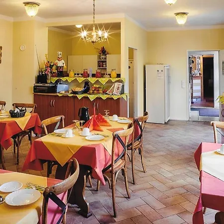 Bolsche 126 Hotel
