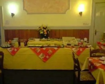 Hotel Arta Lenz 3*