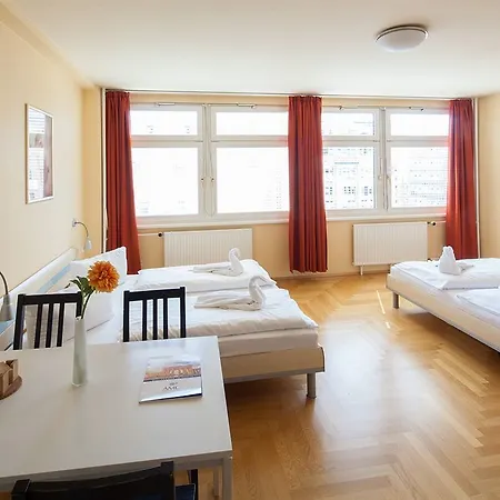 Youth Apartments - Ku'Damm