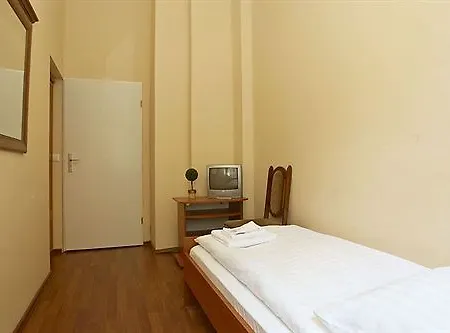 Hotell Eden Am Zoo